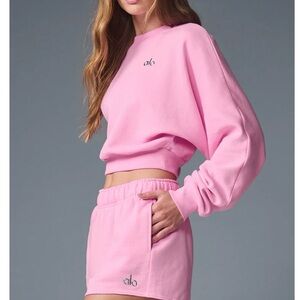 Alo Cropped Accolade Crewneck NWT Sweet Pink